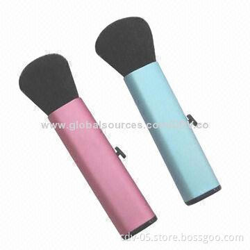Retractable makeup brush, made of aluminum handle, various colors are available